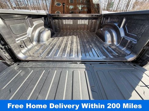 New 2026 RAM 1500 4x4 Crew Cab image 8