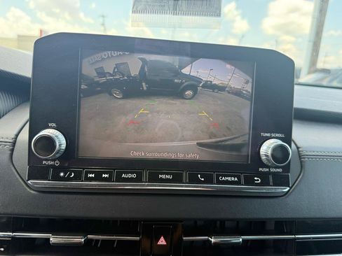 Used 2022 Mitsubishi Outlander ES FWD image 15