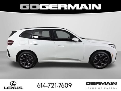 Used 2025 BMW X3 xDrive30i w/ M Sport Package AWD/4WD image 5