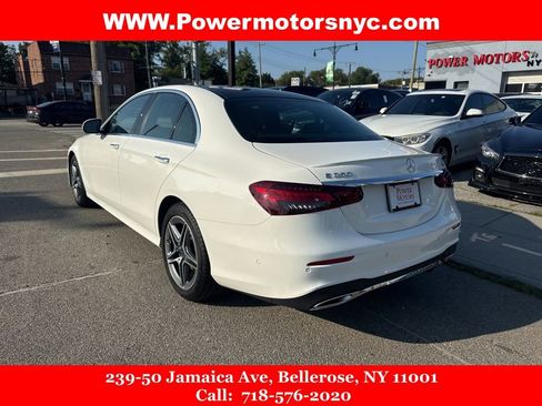 Used 2022 Mercedes-Benz E 350 4MATIC Sedan w/ AMG Line Exterior image 3