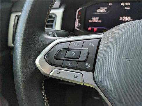 Used 2023 Volkswagen Atlas SE w/ Panoramic Sunroof Package FWD image 37