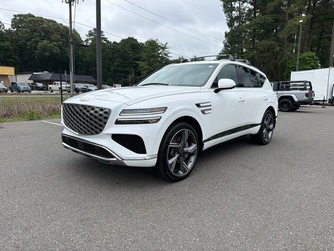 Used 2025 Genesis GV80 3.5T Prestige AWD/4WD image 2