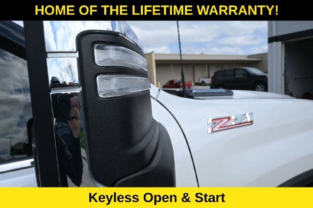 Used 2023 Chevrolet Silverado 2500 LTZ AWD/4WD image 31