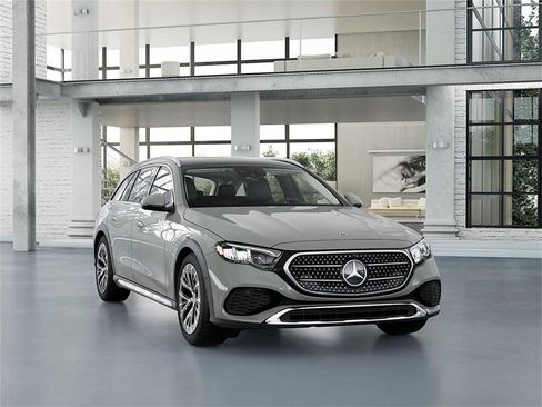 New 2026 Mercedes-Benz E 450 4MATIC All-Terrain Wagon image 9