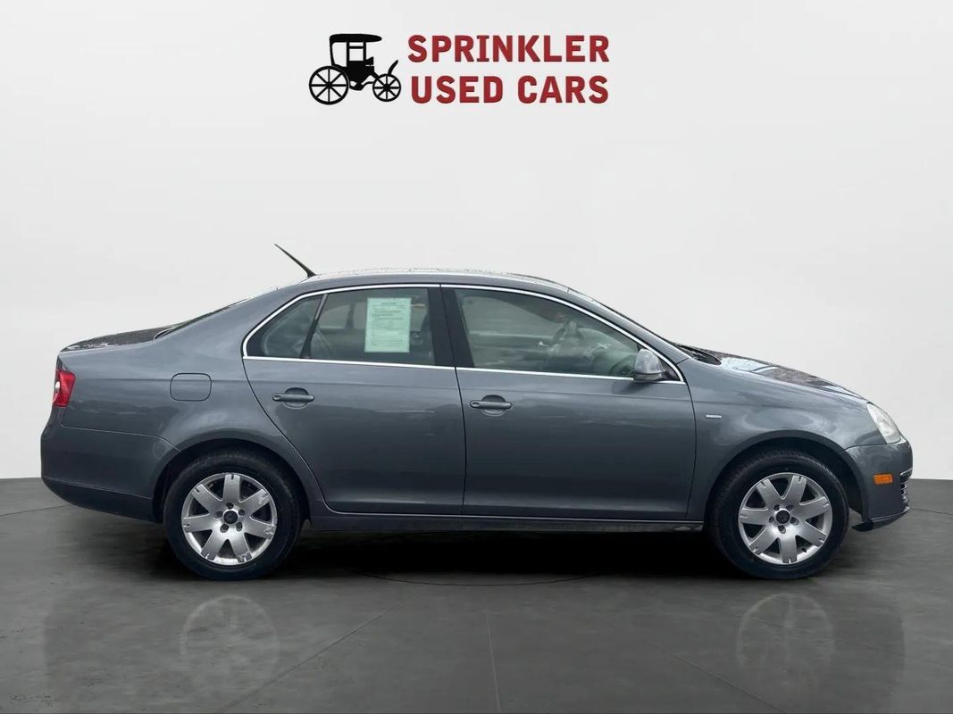 Used 2007 Volkswagen Jetta Wolfsburg Edition FWD image 2
