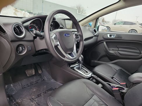 Used 2017 Ford Fiesta Titanium image 19