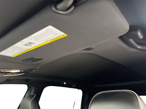 Used 2025 Jeep Wagoneer S Limited image 76