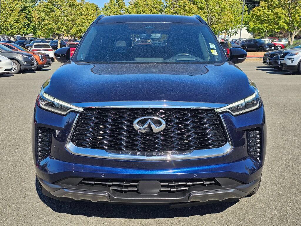 Used 2023 INFINITI QX60 Autograph AWD/4WD image 2