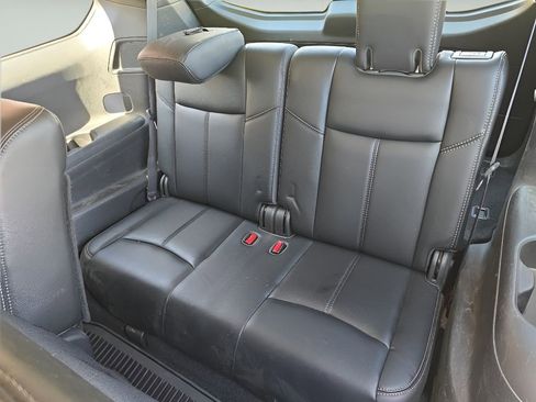 Used 2017 Nissan Pathfinder SL w/ SL Premium Package image 8