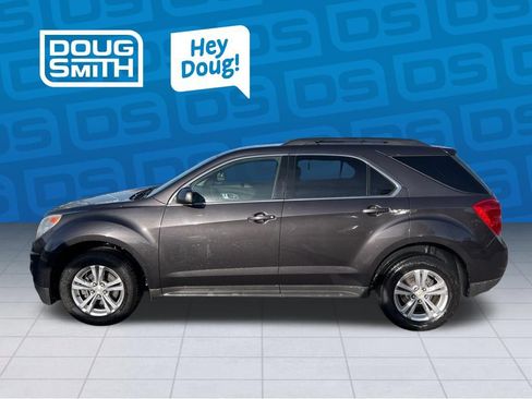 Used 2015 Chevrolet Equinox LT w/ Driver Convenience Package image 2