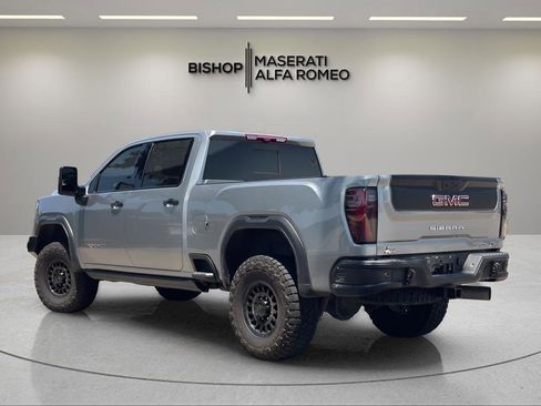 Used 2024 GMC Sierra 2500 AT4X w/ AT4X AEV Edition AWD/4WD image 3