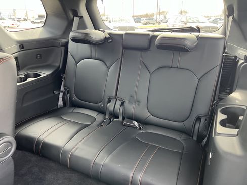 Used 2024 Honda Pilot TrailSport image 36