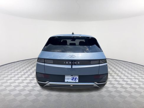 Used 2024 Hyundai Ioniq 5 SEL RWD image 6