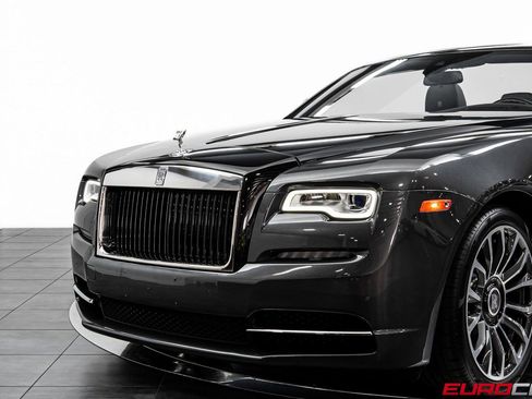 Used 2019 Rolls-Royce Dawn image 14