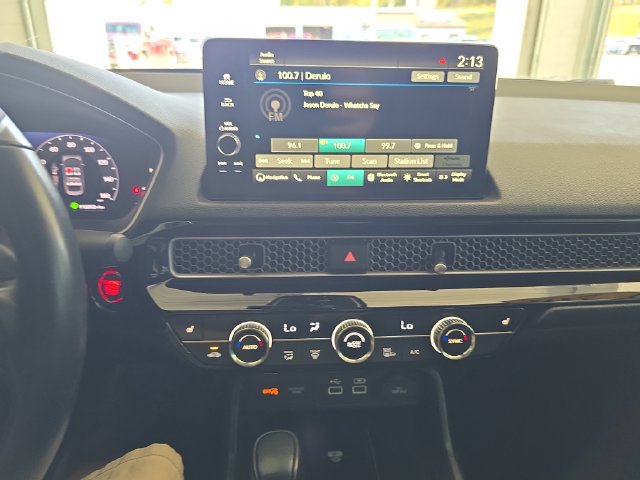 Used 2022 Honda Civic Touring image 16