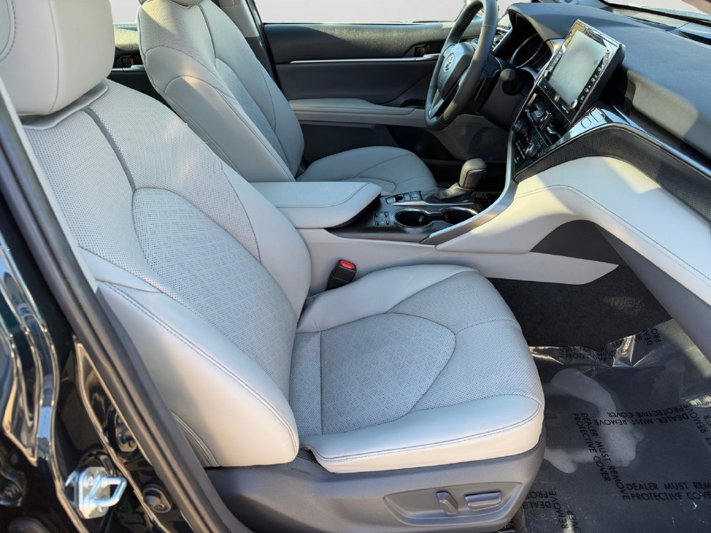 Used 2021 Toyota Camry XSE w/ Navigation Package FWD image 8