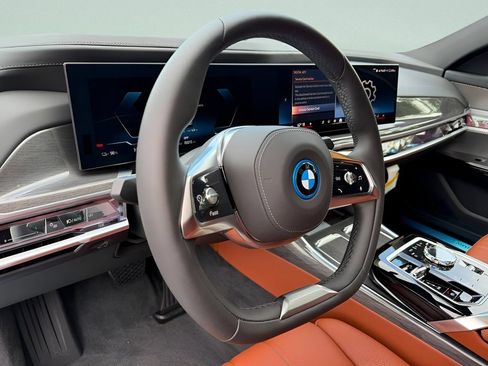 New 2026 BMW i7 eDrive50 w/ Executive Package RWD image 12