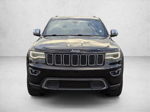 Used 2017 Jeep Grand Cherokee Limited w/ Luxury Group II image 2