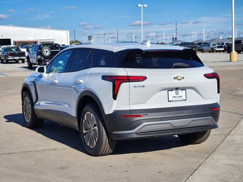 New 2026 Chevrolet Blazer EV LT image 3