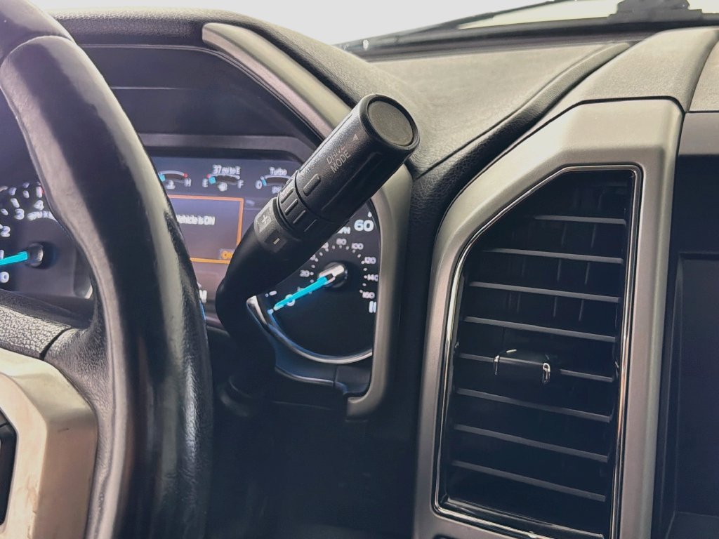 Used 2020 Ford F250 Lariat w/ Lariat Value Package AWD/4WD image 21