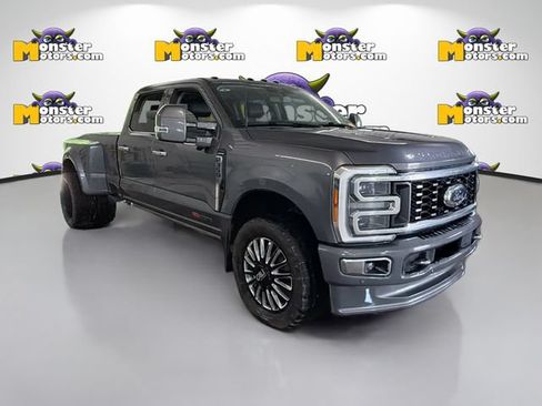 Used 2023 Ford F350 Limited w/ FX4 Off-Road Package AWD/4WD image 3