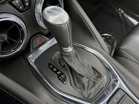 Used 2021 Chevrolet Camaro LT image 16