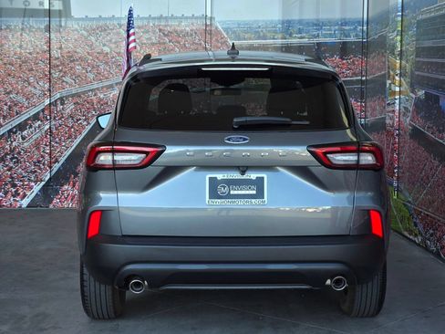 Used 2025 Ford Escape ST-Line FWD image 7