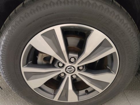 Used 2020 Nissan Murano SV w/ Premium Package image 31