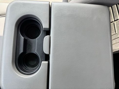 Used 2006 Ford F350 XLT image 18