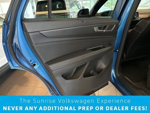 New 2024 Volkswagen Atlas Cross Sport SEL R-Line image 27