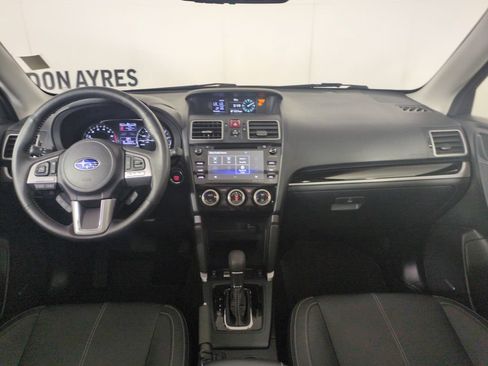 Used 2018 Subaru Forester 2.5i Touring AWD/4WD image 15