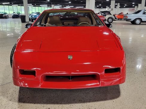 Used 1988 Pontiac Fiero GT RWD image 31