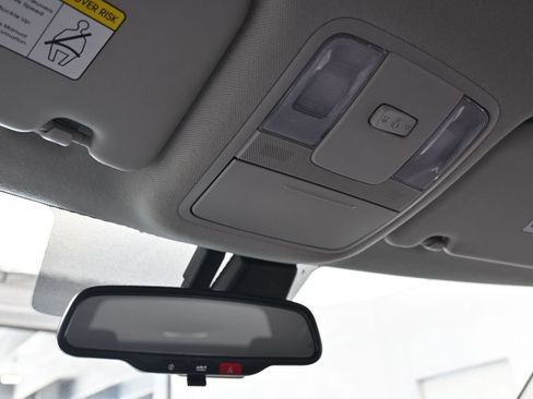 Used 2024 Kia Soul S FWD image 30