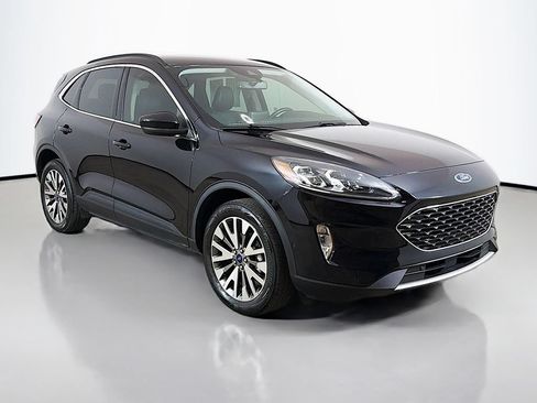 Used 2021 Ford Escape Titanium AWD/4WD image 43