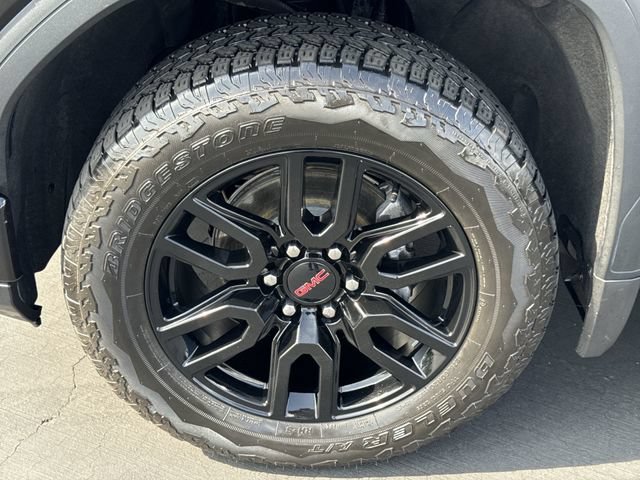 Certified 2024 GMC Sierra 1500 Elevation w/ LPO, Elevation Black Package AWD/4WD image 31