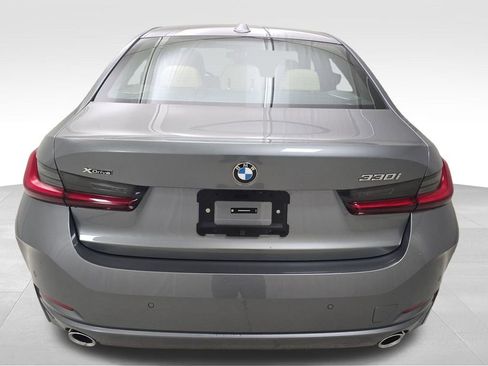 New 2026 BMW 330i xDrive Sedan w/ Convenience Package AWD/4WD image 8