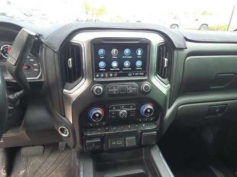 Used 2021 Chevrolet Silverado 1500 LTZ image 18