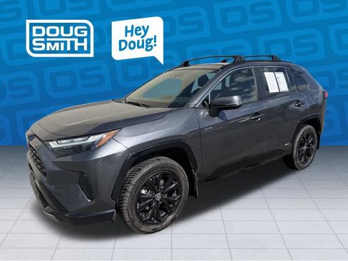 Used 2022 Toyota RAV4 SE w/ Convenience Package AWD/4WD image 1