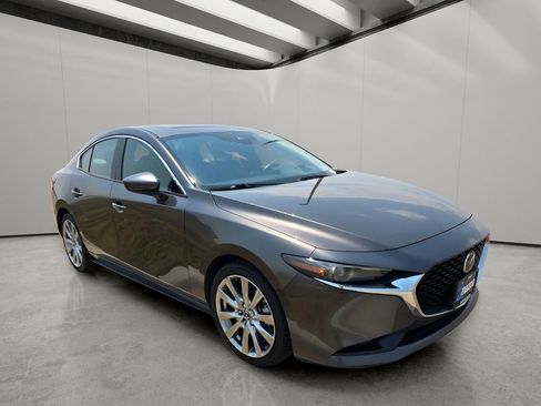 Used 2020 MAZDA MAZDA3 AWD Sedan w/ Premium Package image 7