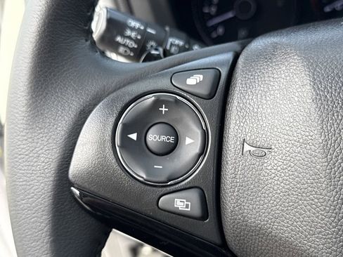 Used 2018 Honda HR-V EX-L image 39