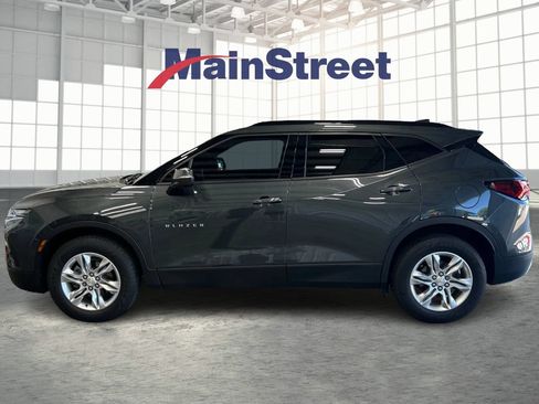 Used 2019 Chevrolet Blazer LT FWD image 2