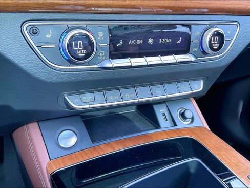 Used 2022 Audi Q5 2.0T Premium Plus w/ Premium Plus Package image 33