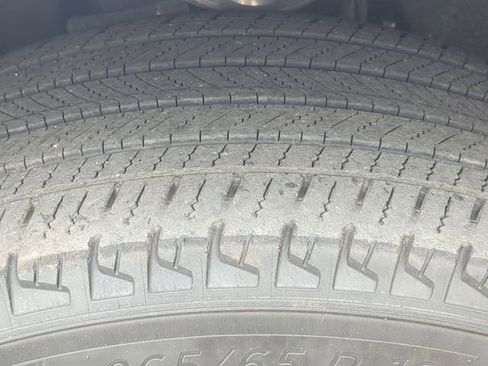 Certified 2024 Chevrolet Tahoe LT image 13