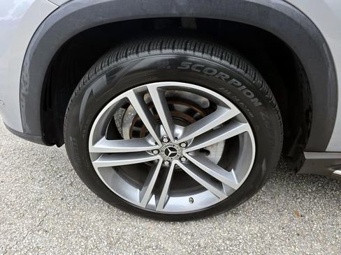 Used 2022 Mercedes-Benz GLE 350 4MATIC image 12
