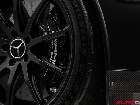 Used 2021 Mercedes-Benz AMG GT Black Series image 32