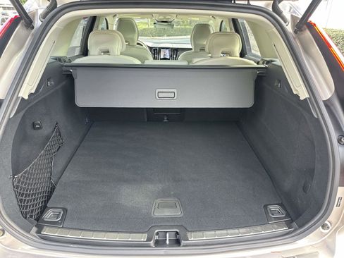 Certified 2025 Volvo XC60 T8 Plus w/ Climate Package image 23