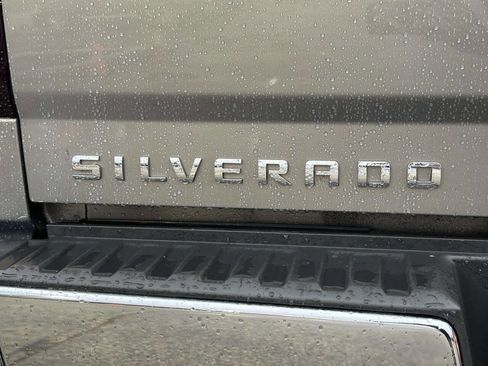 Used 2017 Chevrolet Silverado 1500 LT w/ All Star Edition image 36