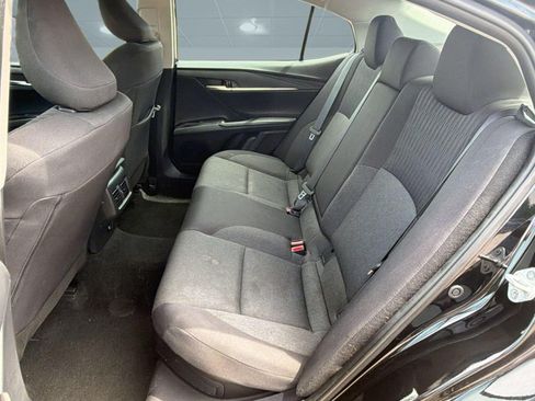 Used 2025 Toyota Camry LE FWD image 23