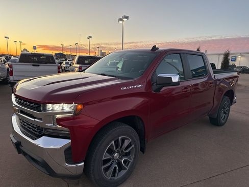 Used 2022 Chevrolet Silverado 1500 LT w/ All Star Edition Plus image 3