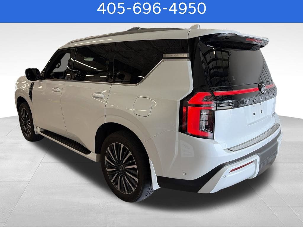 Used 2025 Nissan Armada Platinum Reserve AWD/4WD image 11